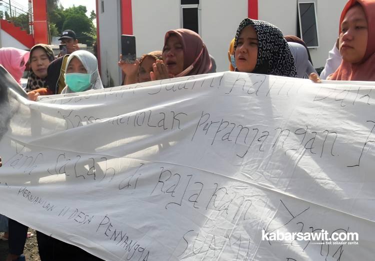 Keluarga Dari 14 Tersangka Pengrusakan Aset PT BRS Minta Keadilan